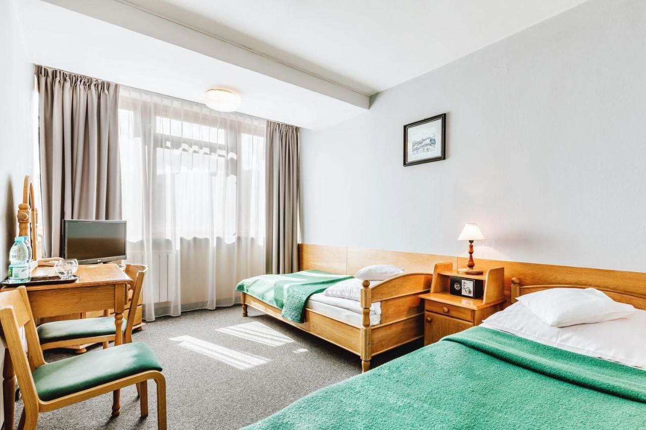 Отель Hotel Gromada Zakopane Закопане