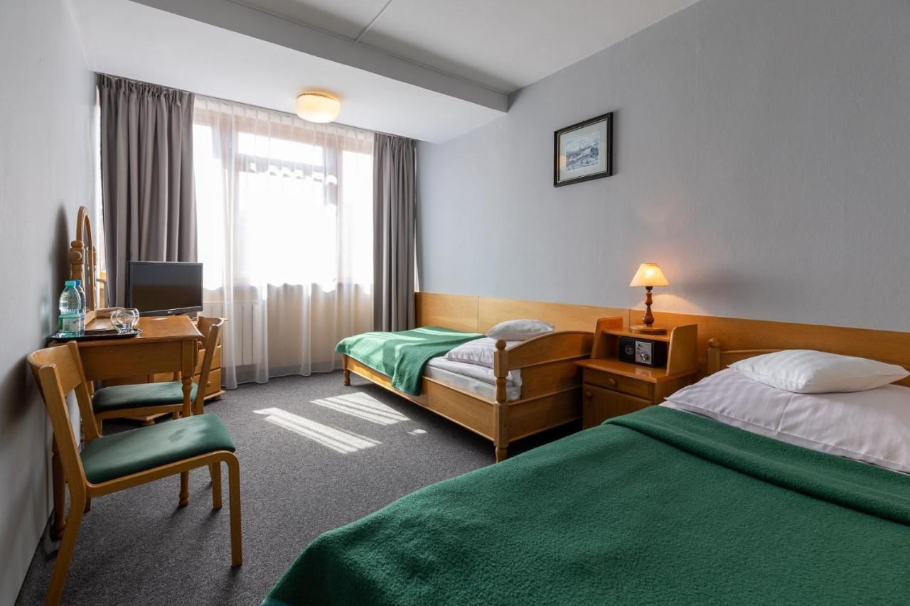 Отель Hotel Gromada Zakopane Закопане